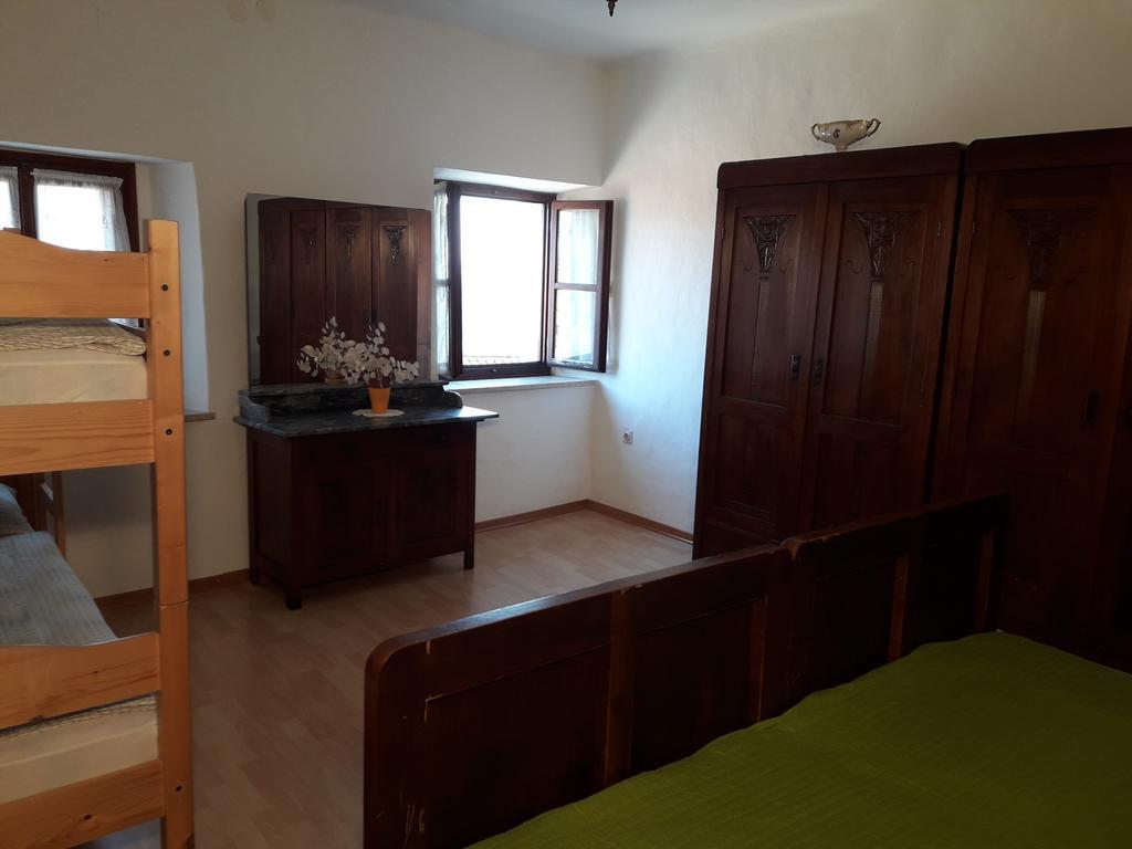 Apartment Valetovi Štanjel Exterior foto